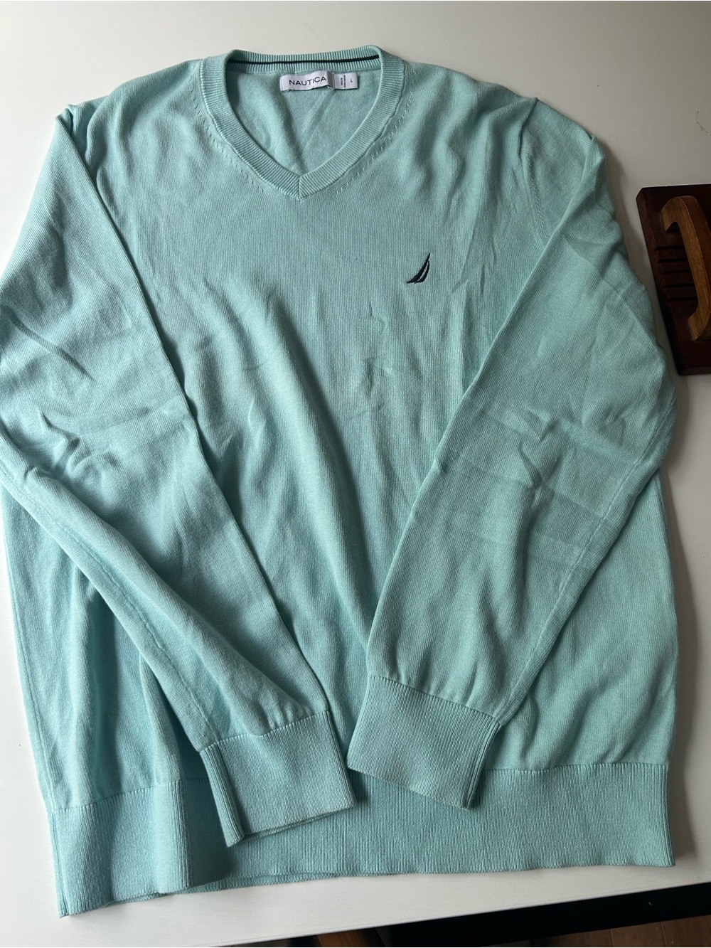 Nautica Men's V-Neck Sweater in Mint Green with Navy Logo